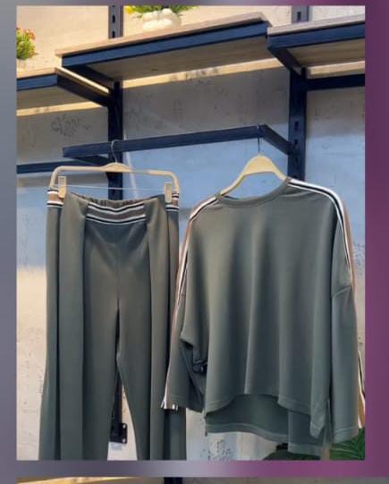 Striped Sleeve Oversized Tracksuit